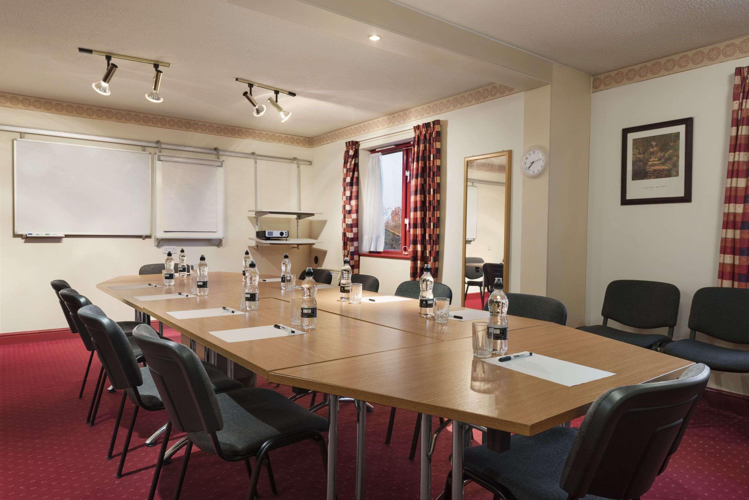 Days Inn Tewkesbury Strensham Exterior photo