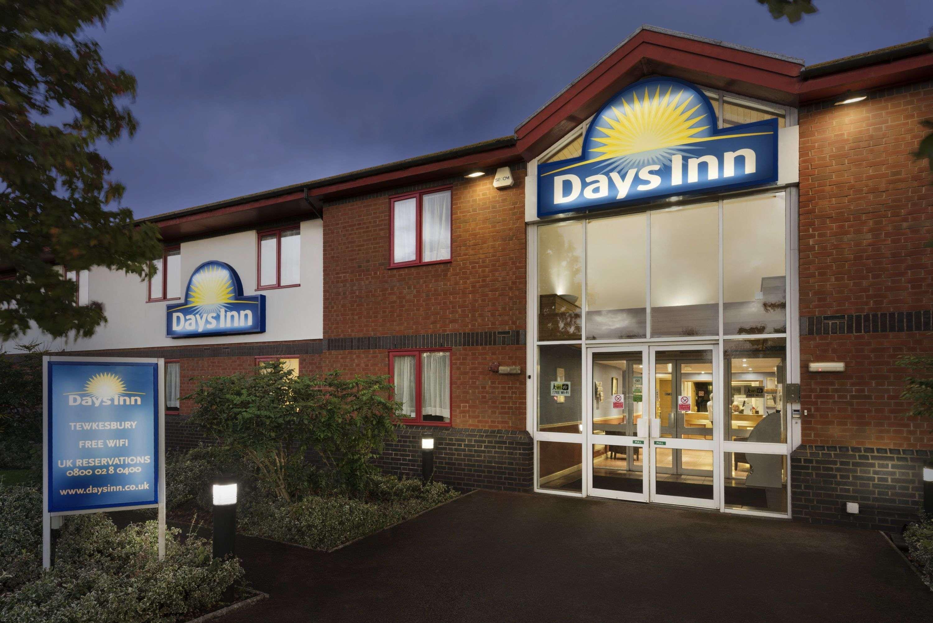 Days Inn Tewkesbury Strensham Exterior photo
