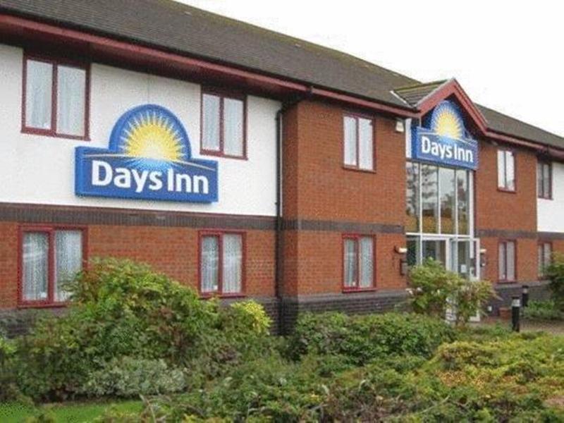 Days Inn Tewkesbury Strensham Exterior photo