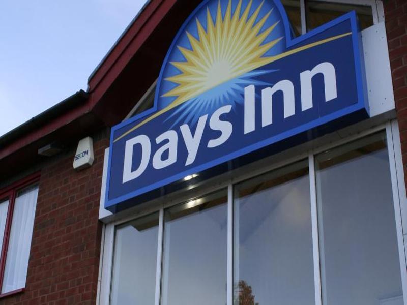 Days Inn Tewkesbury Strensham Exterior photo